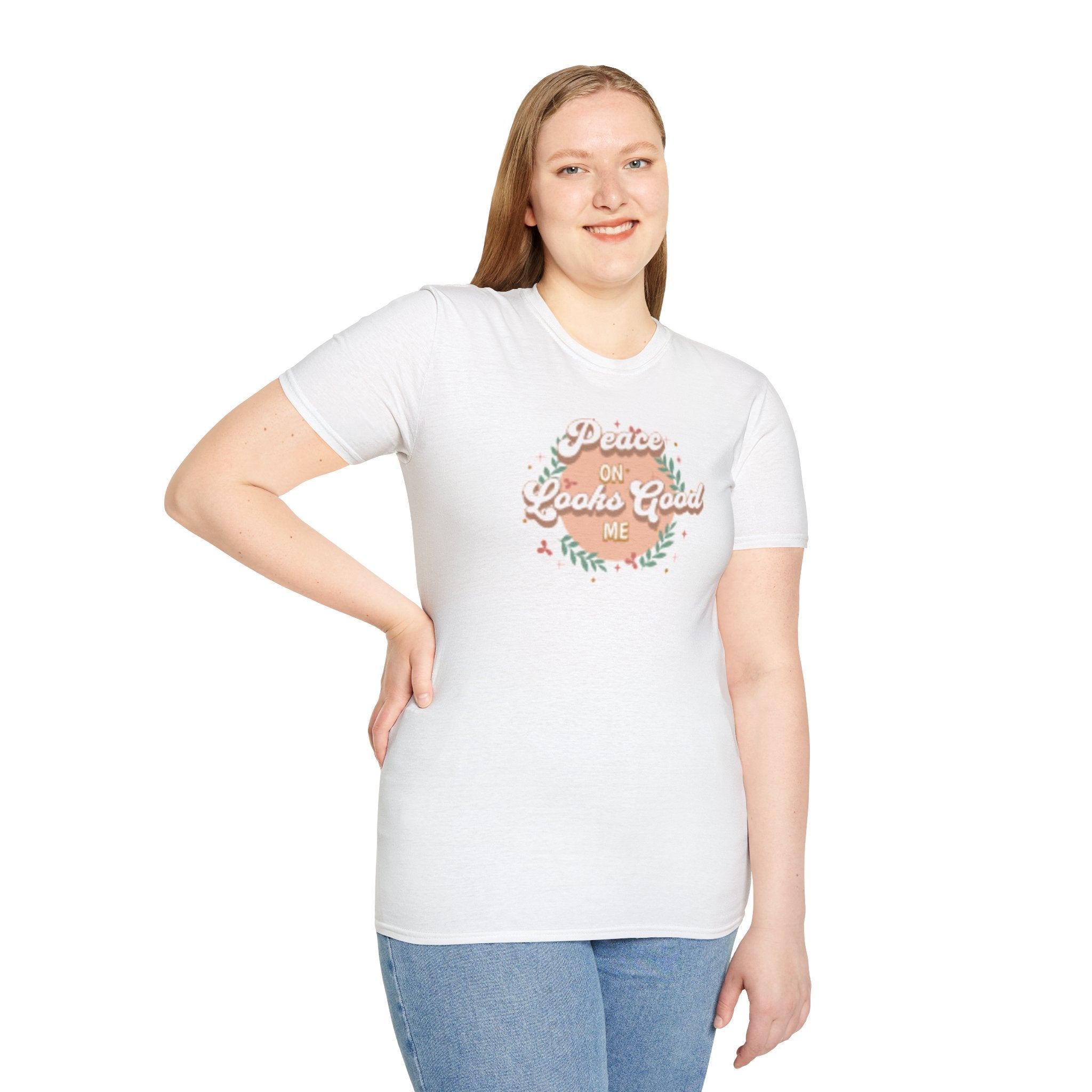 T-Shirt — "Peace On, Looks Good On Me" Floral Graphic Tee I RoRi's Ideas